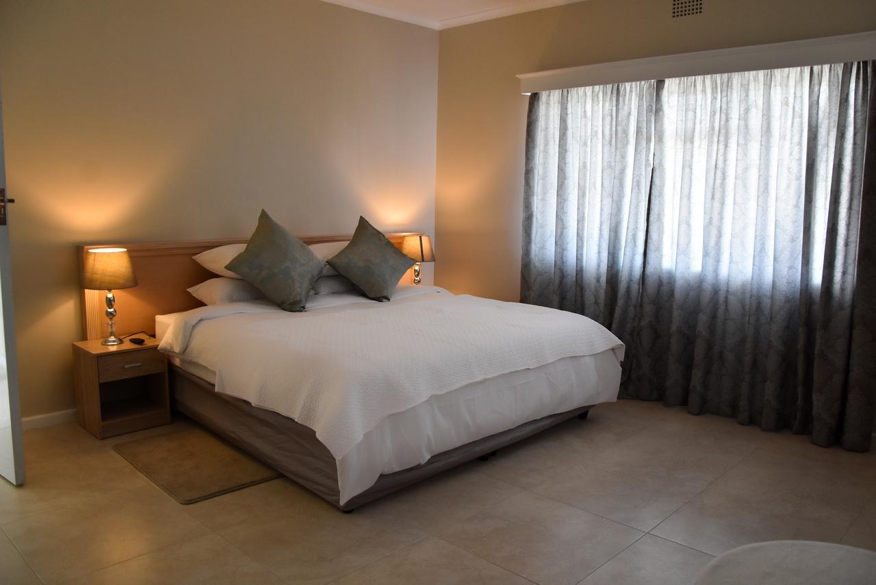 בלוויל 34Onlincoln Guesthouse מראה חיצוני תמונה