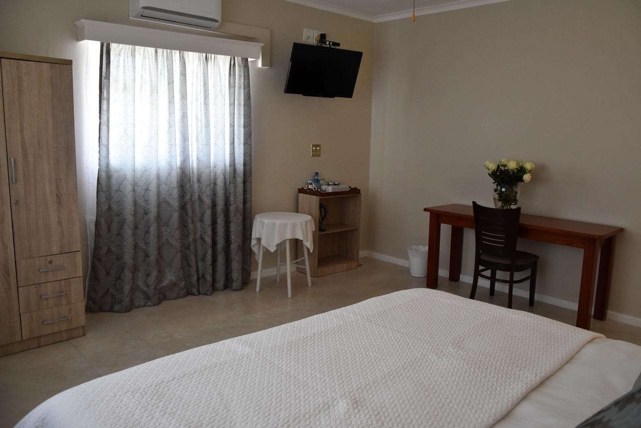 בלוויל 34Onlincoln Guesthouse מראה חיצוני תמונה