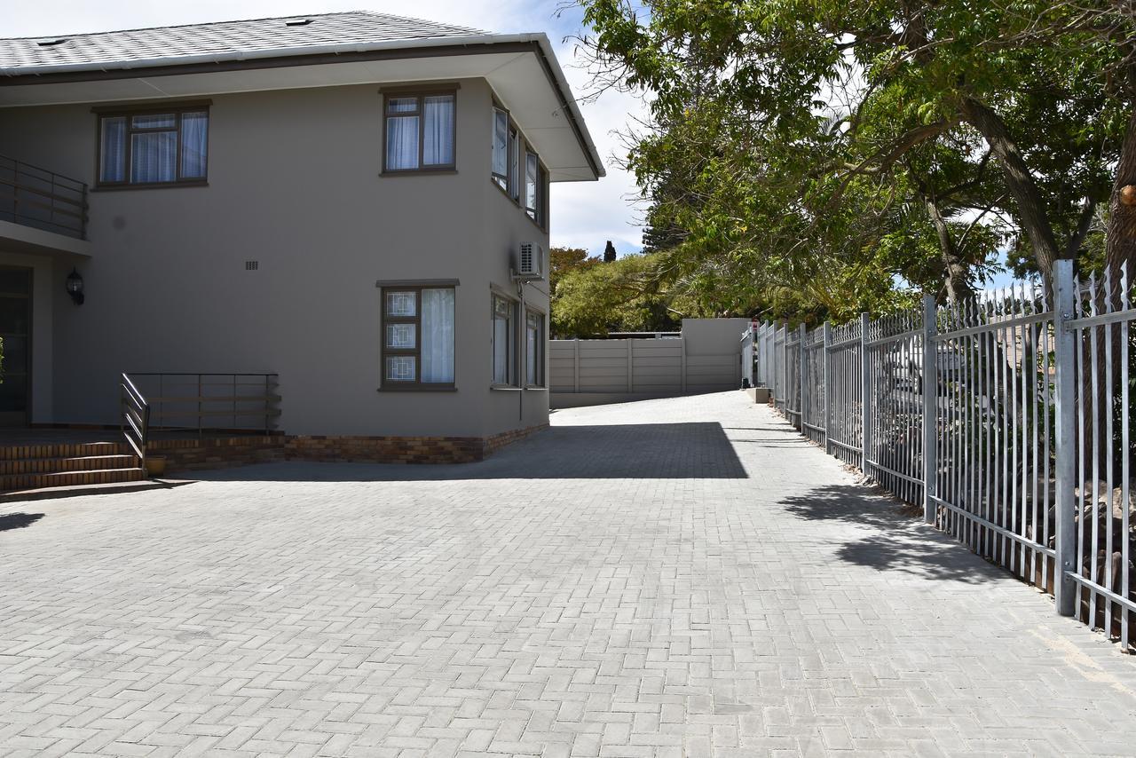 בלוויל 34Onlincoln Guesthouse מראה חיצוני תמונה