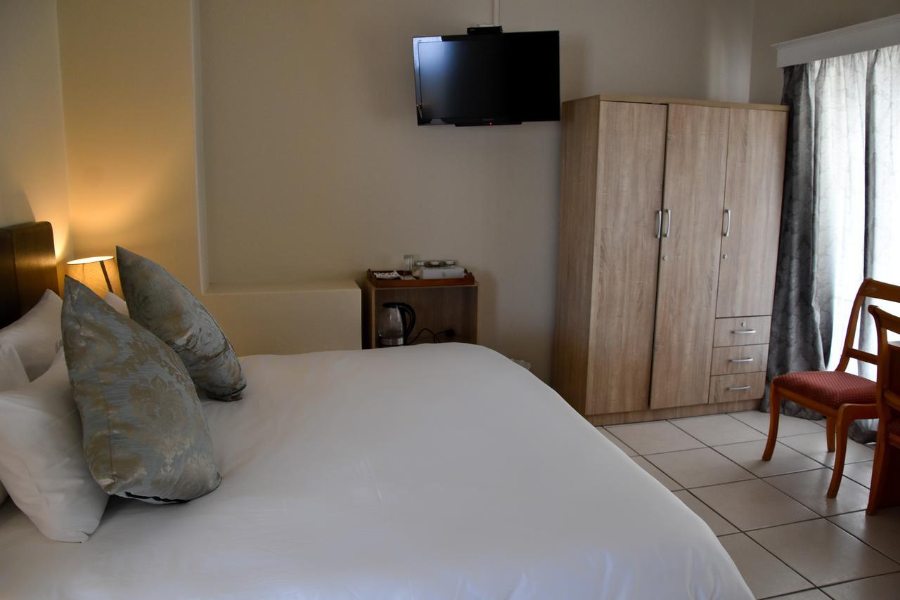 בלוויל 34Onlincoln Guesthouse מראה חיצוני תמונה